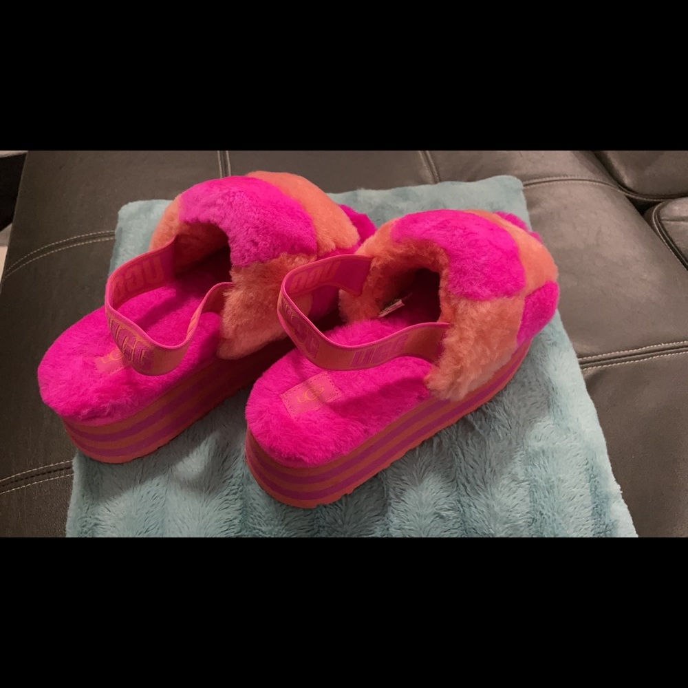 Women’s fashion sandals